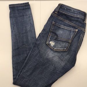 Distressed hi rise American Eagle jeans